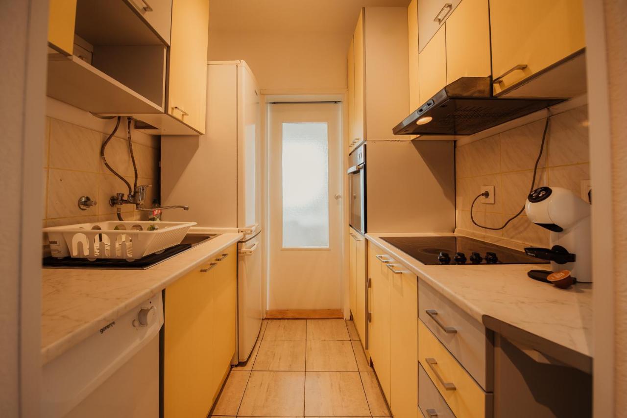 Mb Apartments โนวีซาด ภายนอก รูปภาพ